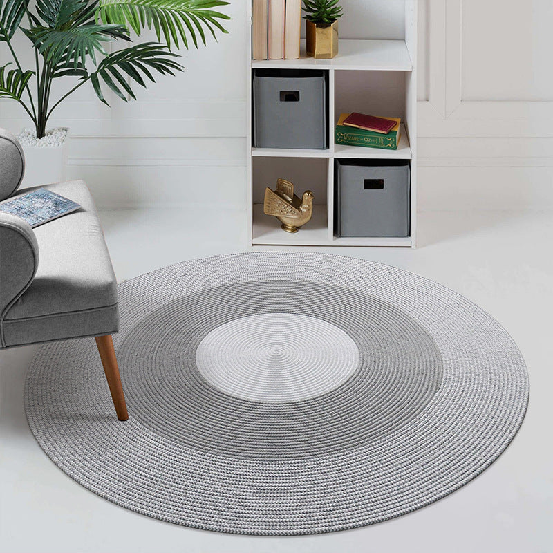 La collection Country Braid est un tapis utilitaire d'intérieur réversible, durable et résistant aux taches.