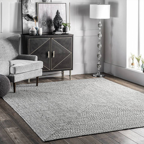 Hand-Braided Indoor/Outdoor Area Rug